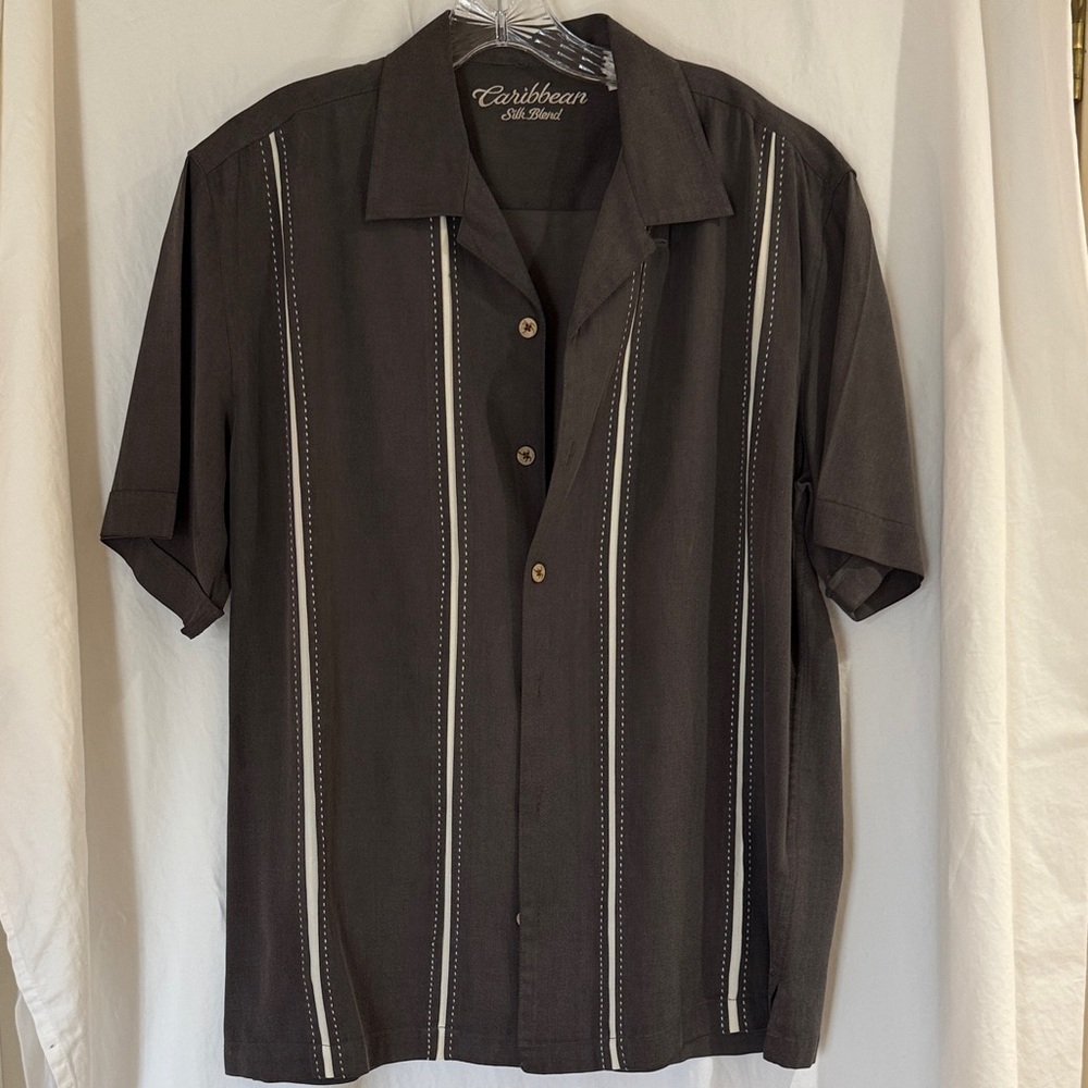 Caribbean Joe Men's Gray Striped Button-Down Shirt Sz L